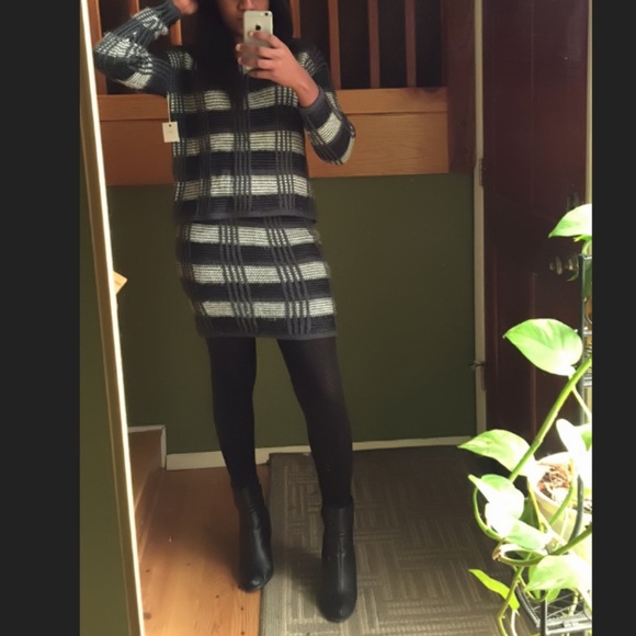 FLASH SALE Plaid Sweater Skirt Set - Picture 2 of 6